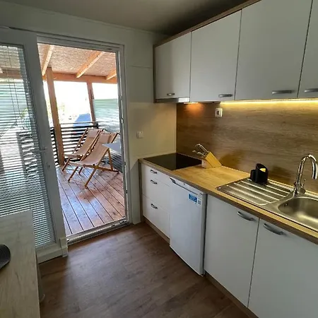 Zen Murter Mobil Κάμπινγκ