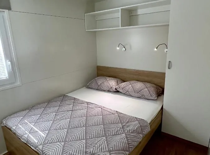 Zen Murter Mobil Betina (Sibenik-Knin)